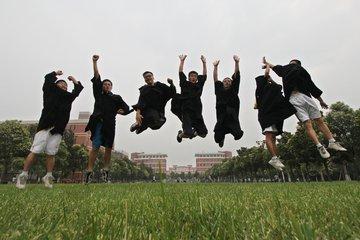 沉浸式體驗(yàn)情感波瀾，夢(mèng)醒細(xì)無聲最新章節(jié)分享